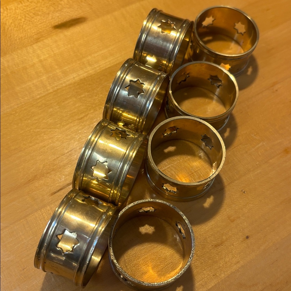 8 Gold Star Napkin Rings
